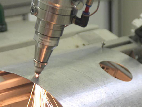 不锈钢激光焊接打孔精密金属钣金加工焊接