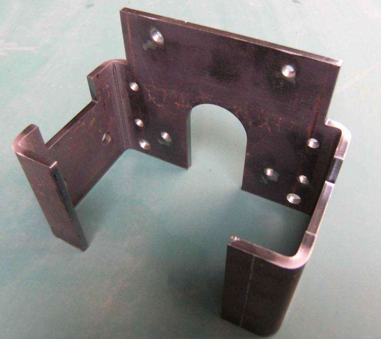 重庆精密钣金加工厂家非标机柜机架外壳自动化钣金加工折弯冲压焊接